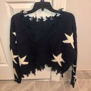 NEW VESTIQUE CROPEPD STAR SWEATER